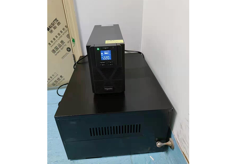 巴彥淖爾某醫(yī)院檢驗(yàn)室